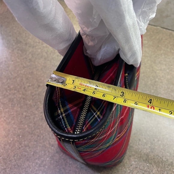 🆕 Dooney & Bourne Tartan Red Plaid Tote Bag - Picture 13 of 15